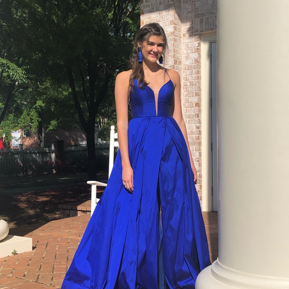 Royal Blue Formal dress - Picture 3 of 4